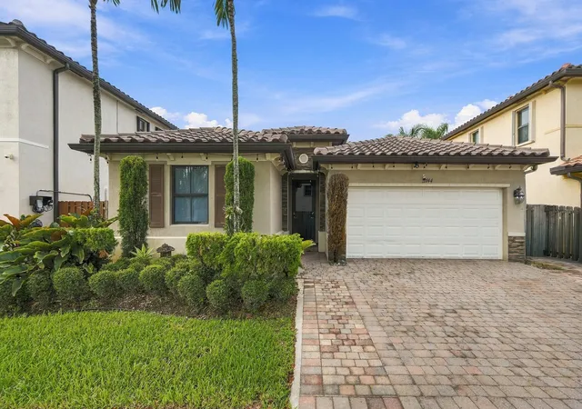 11744-sw-151st-path-miami-fl-33196/hzid_83a5ea44