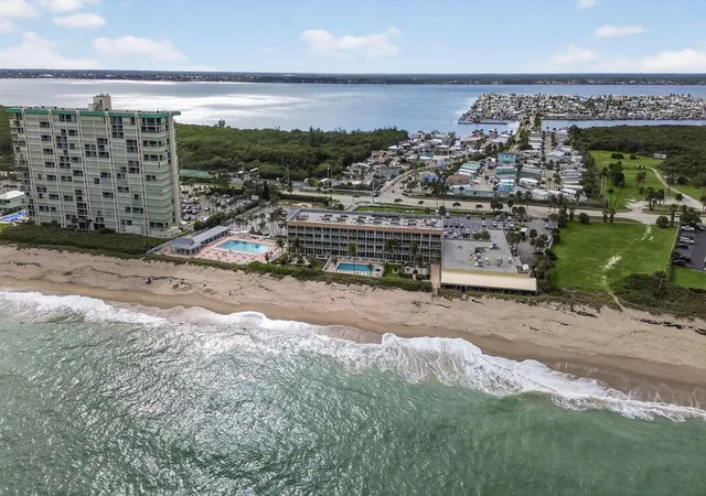 9800-s-ocean-dr-112-jensen-beach-fl-34957/hzid_6de11de5