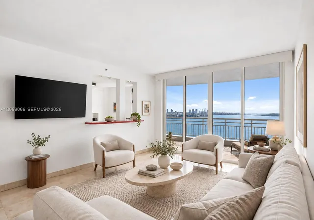 808-brickell-key-dr-2002-miami-fl-33131/hzid_62c31c38