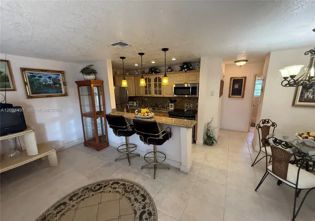 3881-w-flagler-st-315-coral-gables-fl-33134/hzid_3541e16c