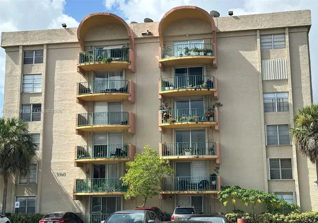9360-fontainebleau-blvd-410-miami-fl-33172/hzid_deec6219