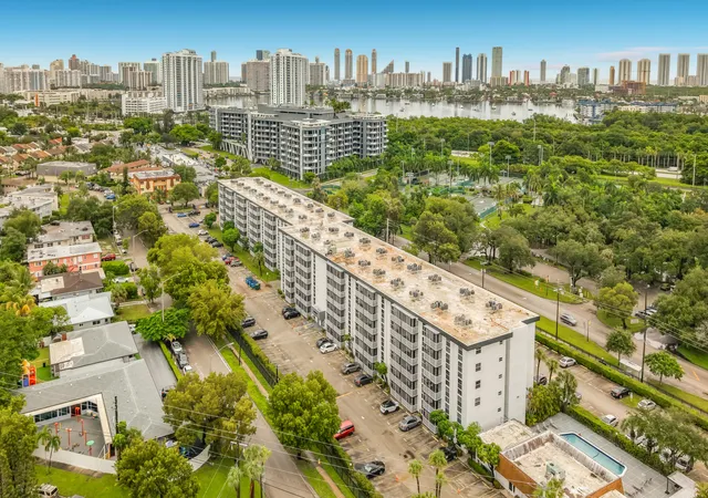 16851-ne-23rd-avenue-a608-north-miami-beach-fl-33160/hzid_2d44727a