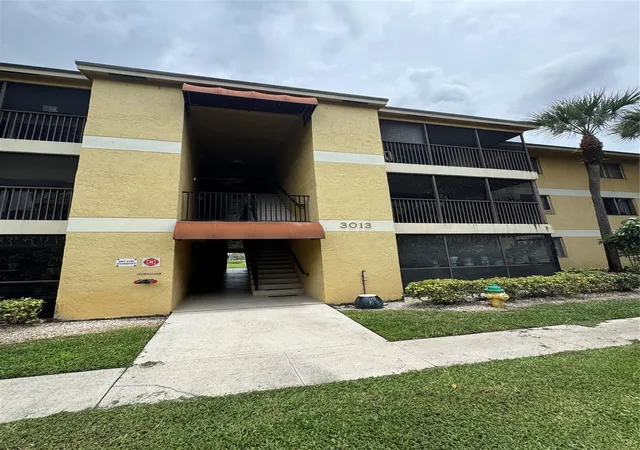 3013-n-oakland-forest-dr-106-oakland-park-fl-33309/hzid_8c2451fb
