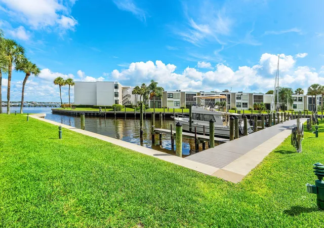 1950-sw-palm-city-rd-14203-stuart-fl-34994/hzid_1b1a31ff
