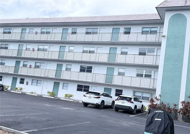 4311-crystal-lake-dr-120-deerfield-beach-fl-33064/hzid_83468978
