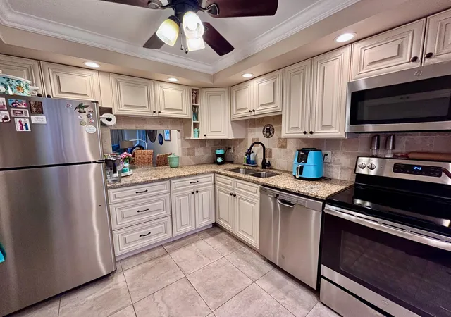400-ne-20th-street-b208-boca-raton-fl-33431/hzid_acaccb8b