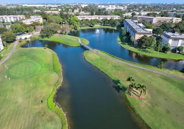 2901-victoria-cir-d4-coconut-creek-fl-33066/hzid_8dd8b3e8