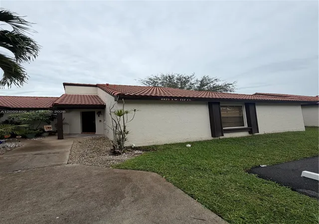 4825-sw-152nd-court-e-29-miami-fl-33185/hzid_0967a1de
