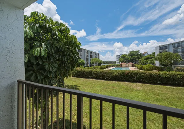 8620-n-sherman-cir-204-miramar-fl-33025/hzid_3ba96f0e