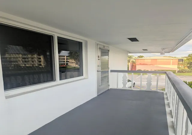 100-kingswood-e-west-palm-beach-fl-33417/hzid_d9d86818