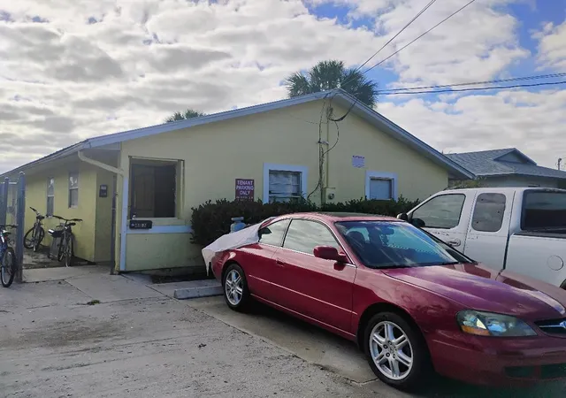 803-se-tarpon-ave-stuart-fl-34994/hzid_853cffca