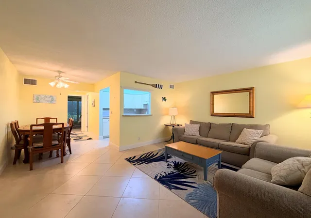 240-horizons-w-107-boynton-beach-fl-33435/hzid_ad656254
