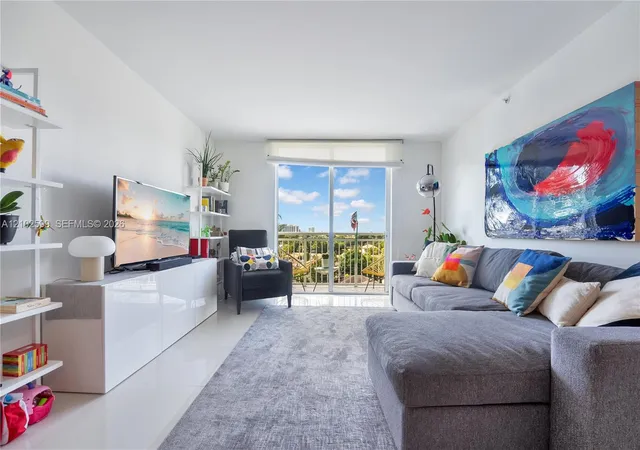 3000-coral-way-606-miami-fl-33145/hzid_cc3fc431