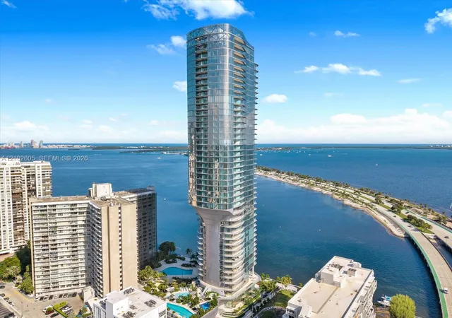 175-se-25th-road-3704-miami-fl-33129/hzid_de9f72e6