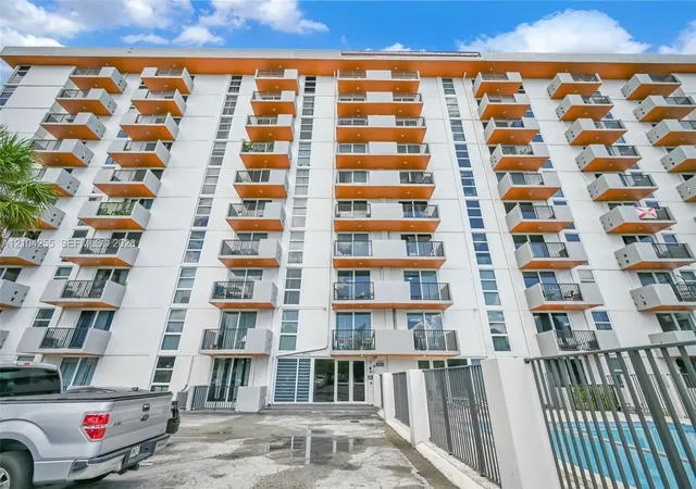 2075-ne-164th-street-510-north-miami-beach-fl-33162/hzid_eae56163