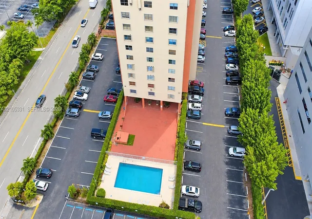 4675-w-18th-court-902-hialeah-fl-33012/hzid_ccda90f9
