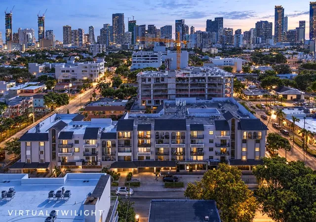 777-sw-9th-avenue-408-miami-fl-33130/hzid_f23c7c5d