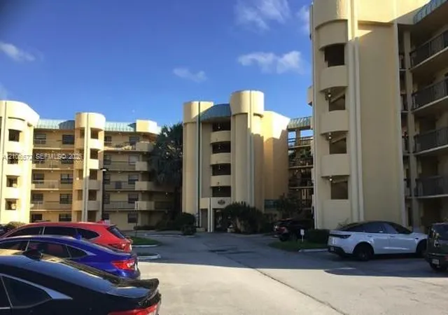 6575-w-oakland-park-blvd-208-lauderhill-fl-33313/hzid_6fd3eeb4