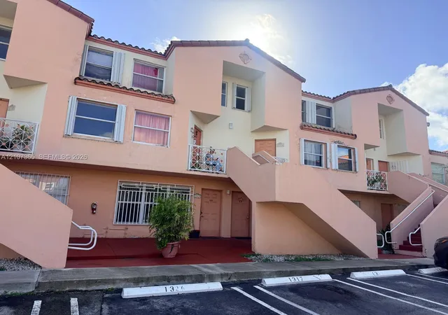 1313-nw-24th-avenue-1313-miami-fl-33125/hzid_5447a2e3