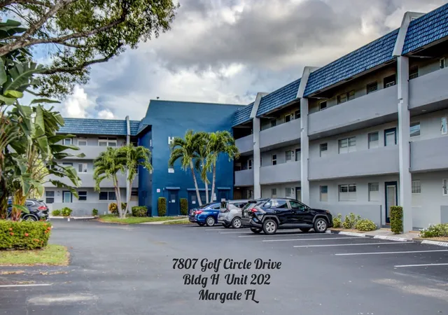 7807-golf-cir-dr-margate-fl-33063/hzid_e2e0fd2e