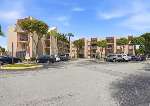 13701-kendale-lakes-cir-b-207-miami-fl-33183/hzid_4126b701