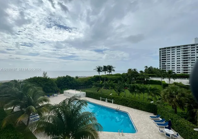 177-ocean-ln-dr-405-key-biscayne-fl-33149/hzid_09aa5b7f