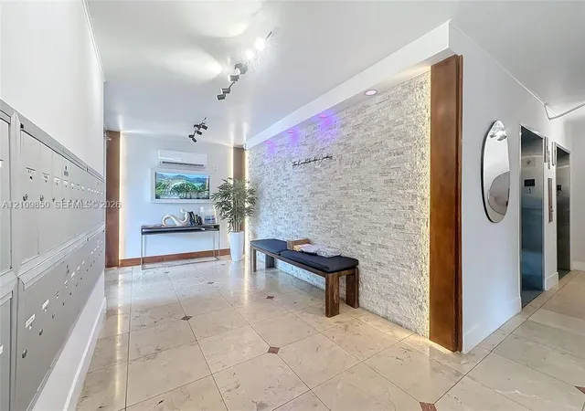 7133-bay-dr-705-miami-beach-fl-33141/hzid_590cf9d6