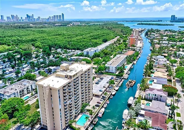 2350-ne-135th-street-1212-north-miami-fl-33181/hzid_611c995d