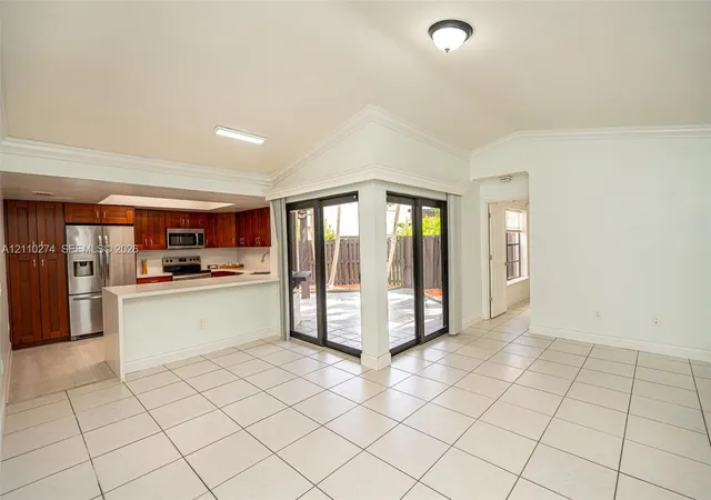 14955-sw-49th-lane-5e-miami-fl-33185/hzid_5f00cc45