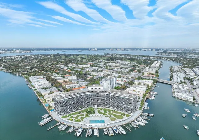 900-bay-dr-225-miami-beach-fl-33141/hzid_fce70ecb