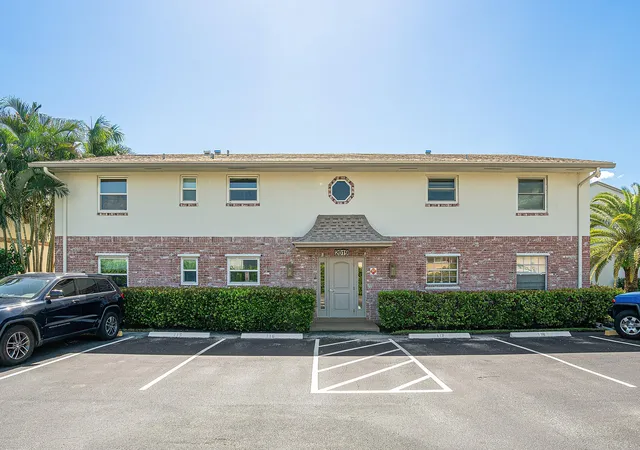 2019-s-seacrest-blvd-c-boynton-beach-fl-33435/hzid_625f8a21