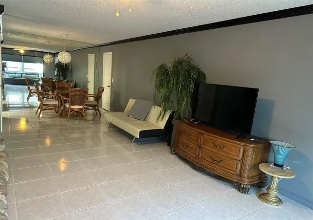 6345-bay-clb-dr-fort-lauderdale-fl-33308/hzid_da6cb624