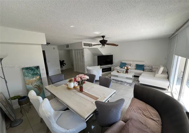 9240-fontainebleau-blvd-207-miami-fl-33172/hzid_8dc9c942