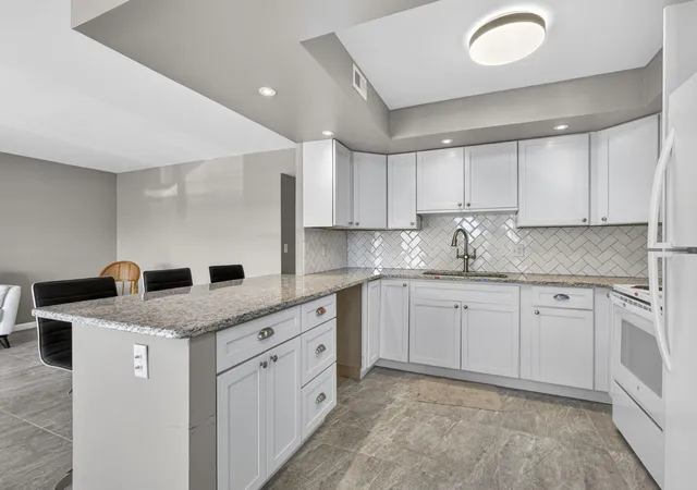 105-greenbrier-c-west-palm-beach-fl-33417/hzid_b1d43797