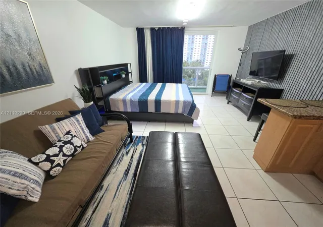 19201-collins-ave-432-sunny-isles-beach-fl-33160/hzid_eae36290