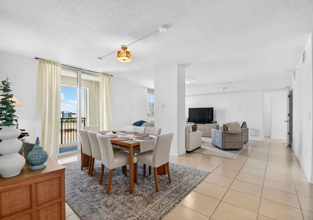 610-clematis-st-700-west-palm-beach-fl-33401/hzid_6582aede