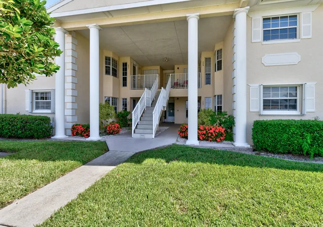 740-lake-orchid-cir-108-vero-beach-fl-32962/hzid_e1ad6fe2