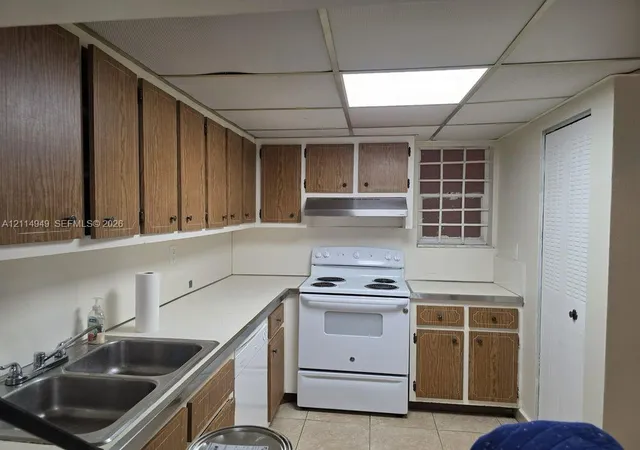 1990-w-56th-street-1319-hialeah-fl-33012/hzid_ec846d47