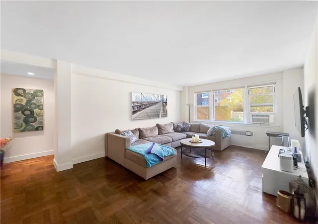 3725-henry-hudson-pkwy-2fg-new-york-ny-10463/hzid_5e95cda2