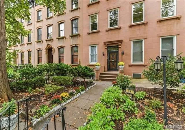 16-2nd-pl-brooklyn-ny-11231/hzid_f1317ebc