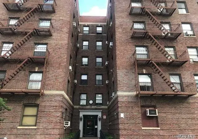 35-55-29-st-6b-astoria-ny-11106/hzid_9929c91d