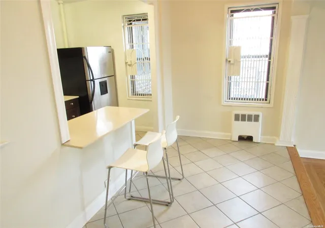 72-11-110-st-5h-forest-hills-ny-11375/hzid_611bcb54