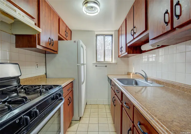 180-16-wexford-ter-5d-new-york-ny-11432/hzid_90984fc1