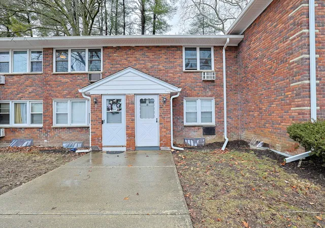 2710-south-rd-a8-poughkeepsie-ny-12601/hzid_28f2891d