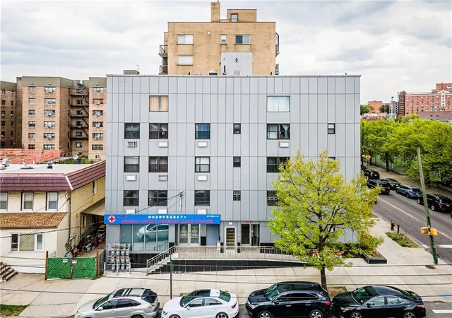 31-47-137th-st-4b-new-york-ny-11354/hzid_445221ef