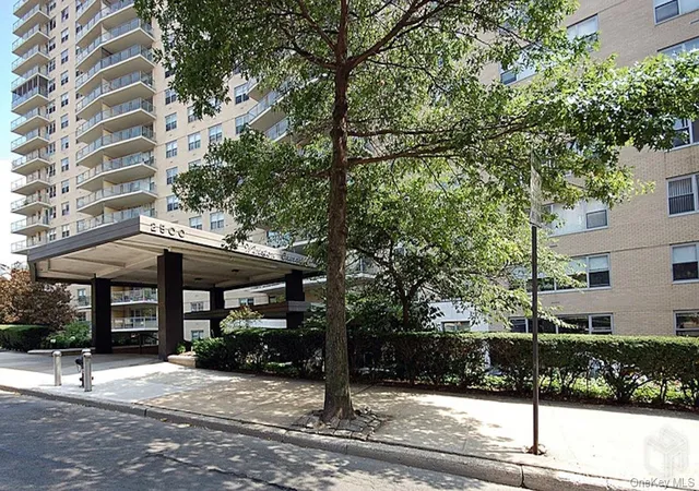 2500-johnson-ave-3b-new-york-ny-10463/hzid_a3e211fa