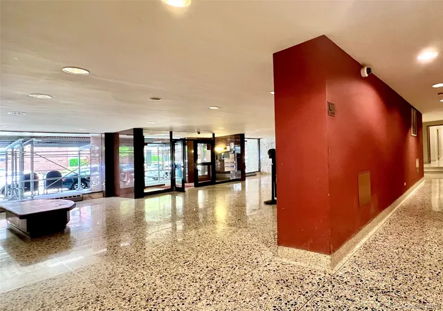 142-05-roosevelt-ave-301-flushing-ny-11354/hzid_6b2cdfd7