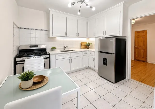 5640-netherland-ave-1b-new-york-ny-10463/hzid_695b8471
