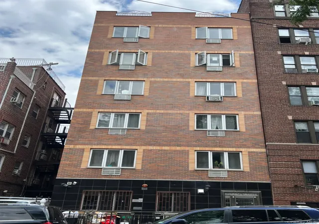 43-07-48th-street-5a-sunnyside-ny-11104/hzid_d2cee069