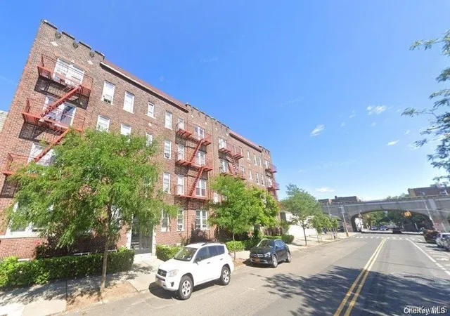 45-20-43rd-street-1d-new-york-ny-11104/hzid_6f507a2b